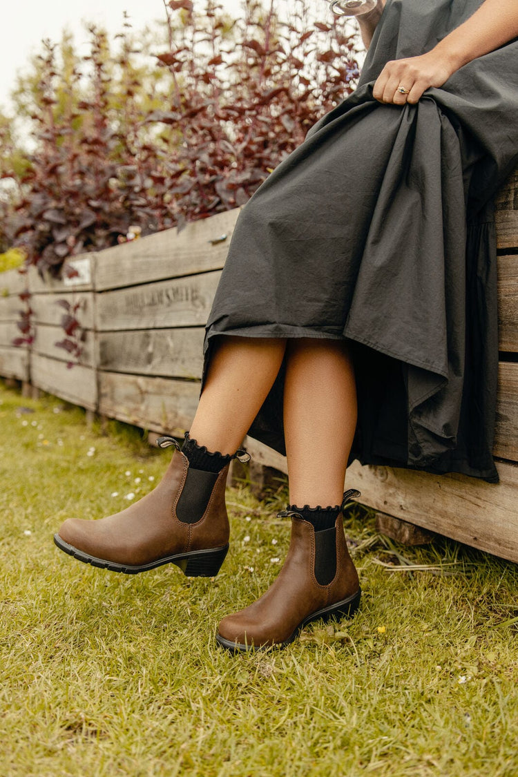 Blundstone BOOTS Blundstone #1673 Womens Series Heeled Boots - Antique Brown