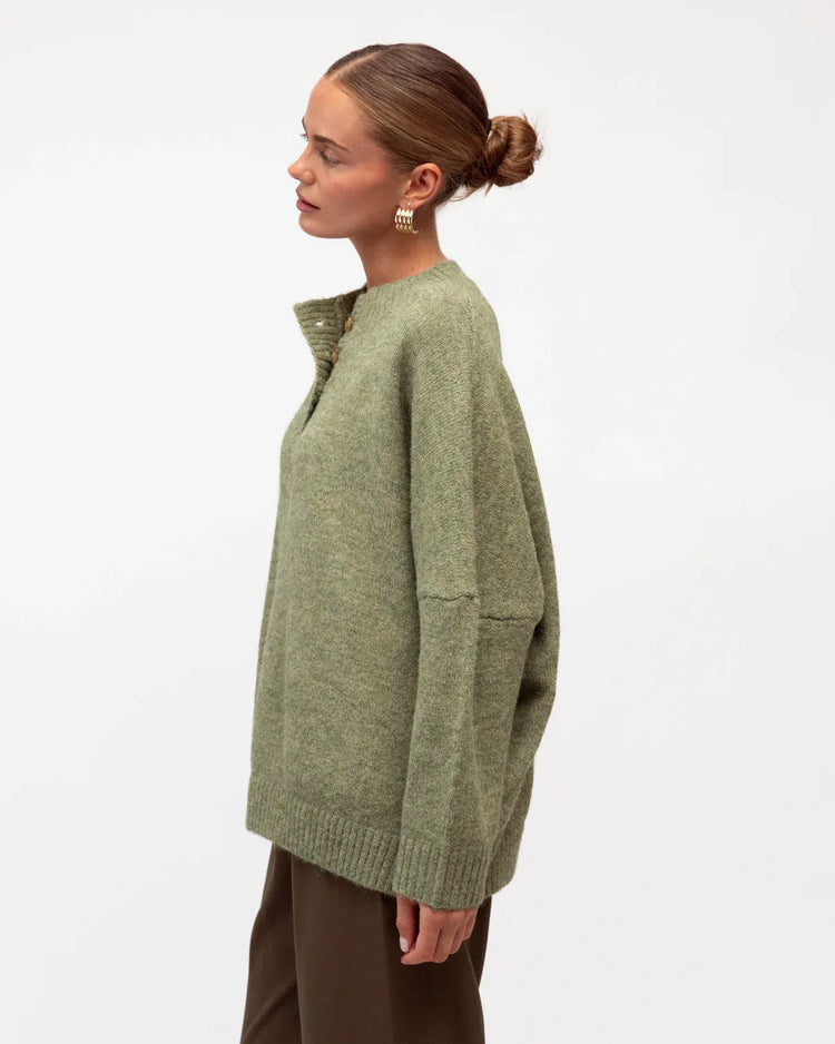 White Closet Knit top Dallas Knit Green