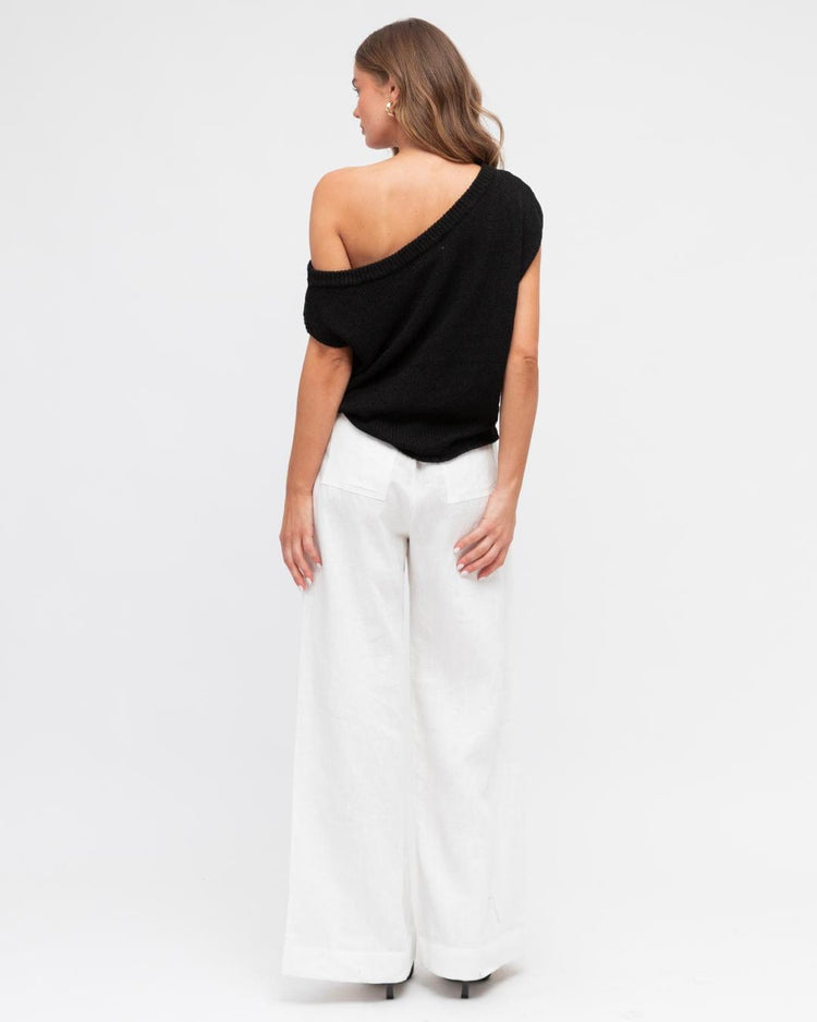 White Closet Top Mali Top - Black