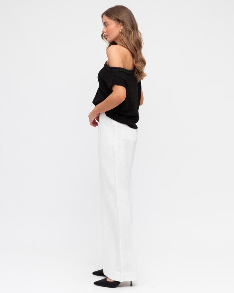 White Closet Top Mali Top - Black