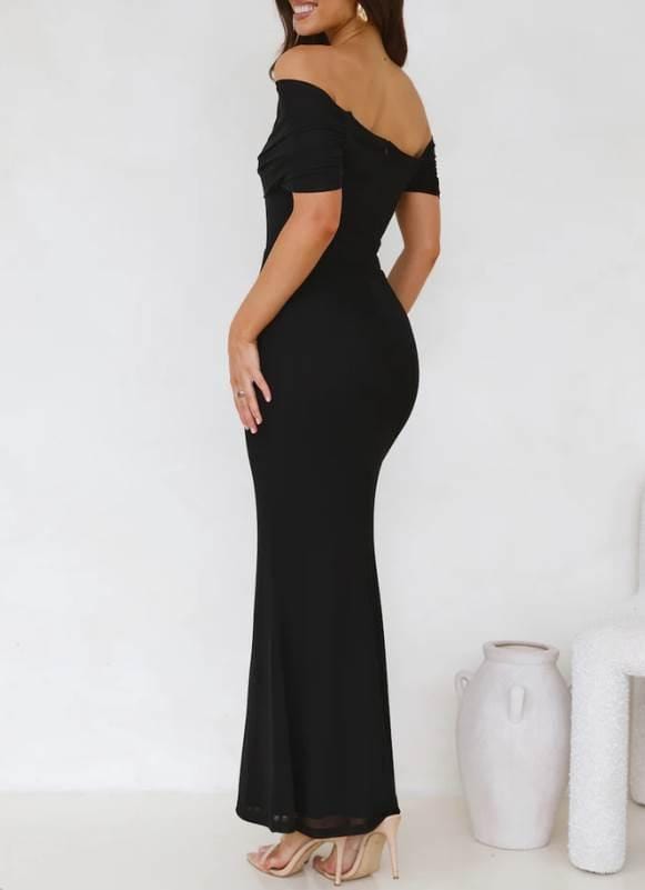 Here Comes The Sun Dresses Nella Off Shoulder Maxi - Black