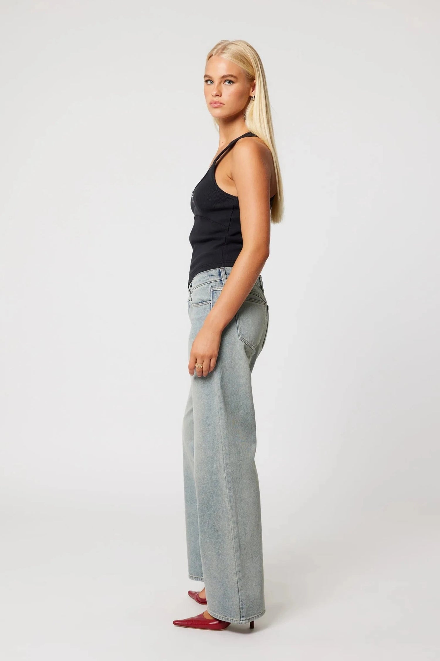 Abrand Jeans Top Addison Racer Top Black