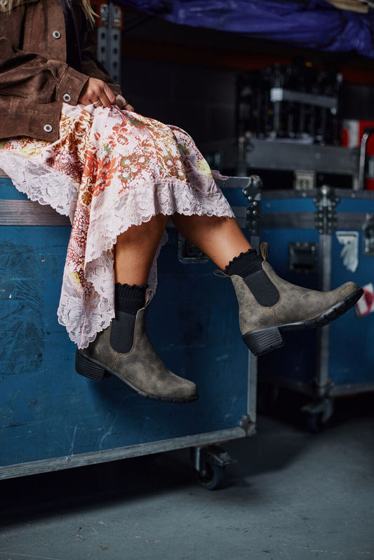 Blundstone BOOTS Blundstone #1677 Heeled Boots - Rustic Brown