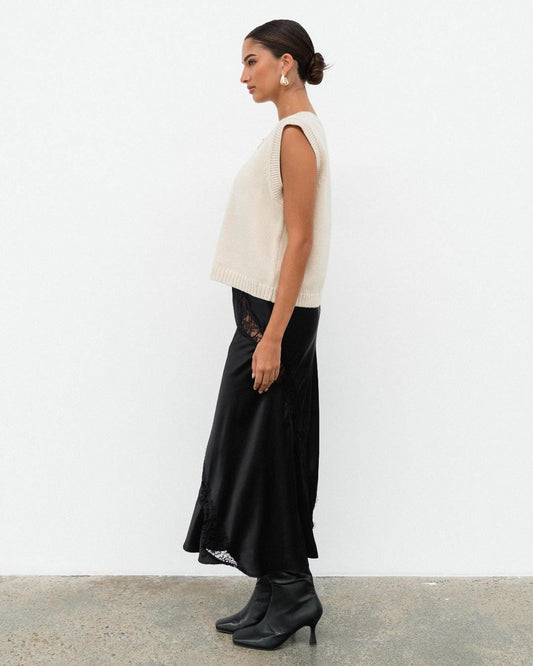 White Closet vest Emily Vest - Wine (Copy)