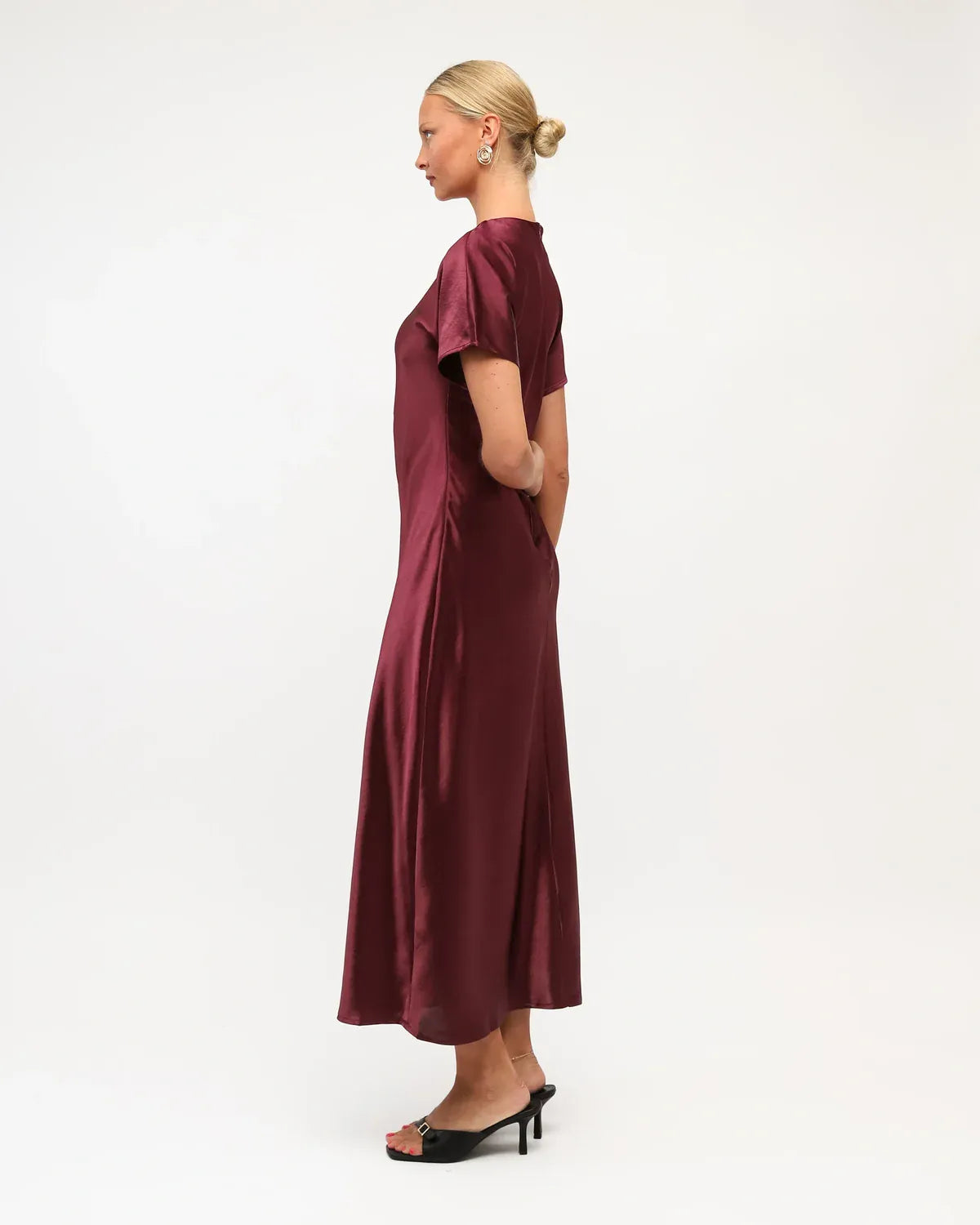 White Closet midi dress Gala Satin Midi - Wine