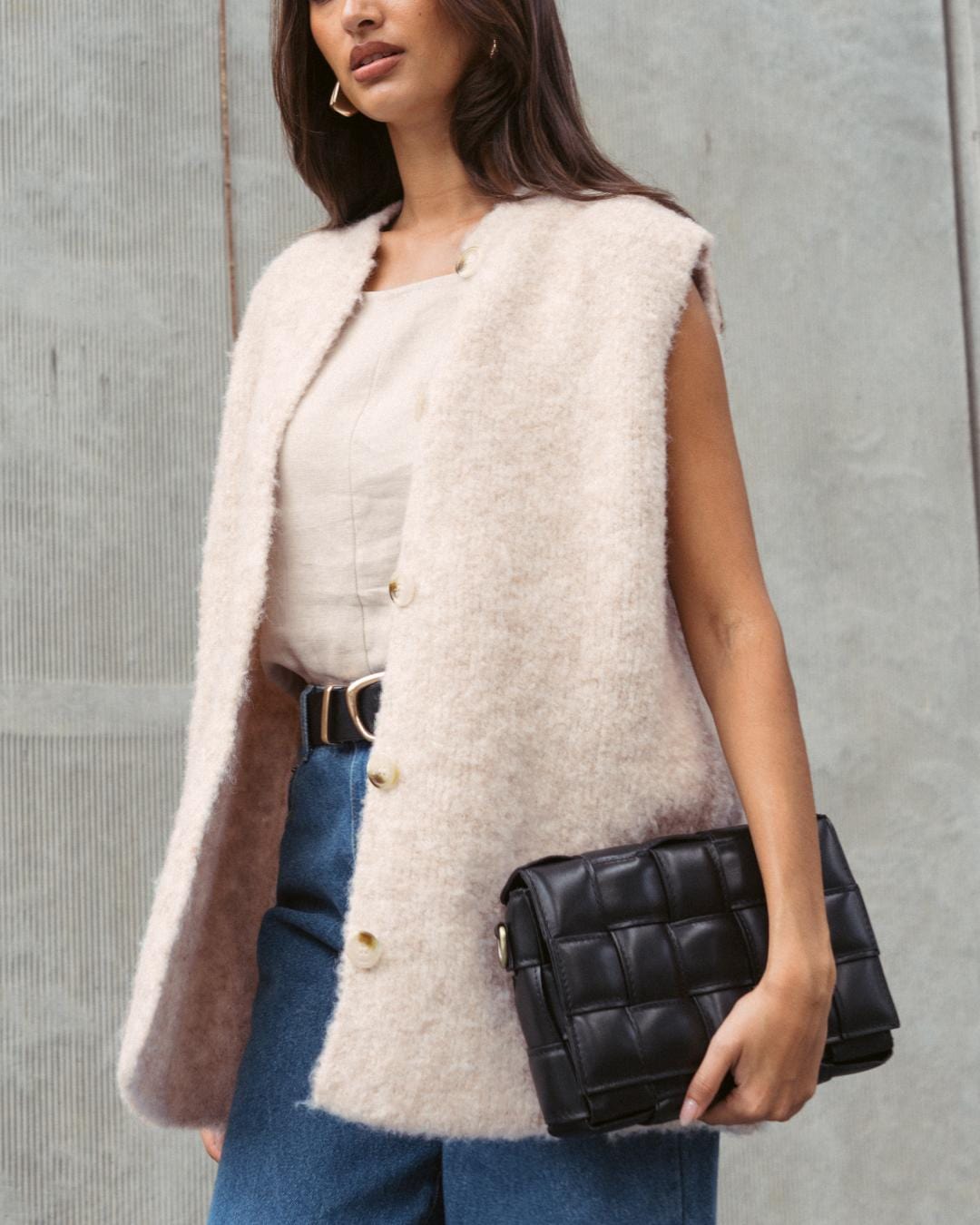 White Closet KNITWEAR Knit Vest - Oatmeal