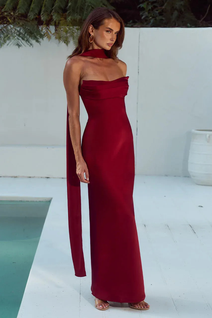 Runaway The Label formal dress Madeline Strapless Maxi - Cherry