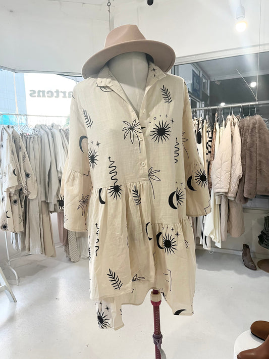 Pipi’s Boutique  Moon & Stars Linen Dress