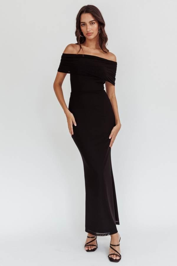 Here Comes The Sun Dresses Nella Off Shoulder Maxi - Black