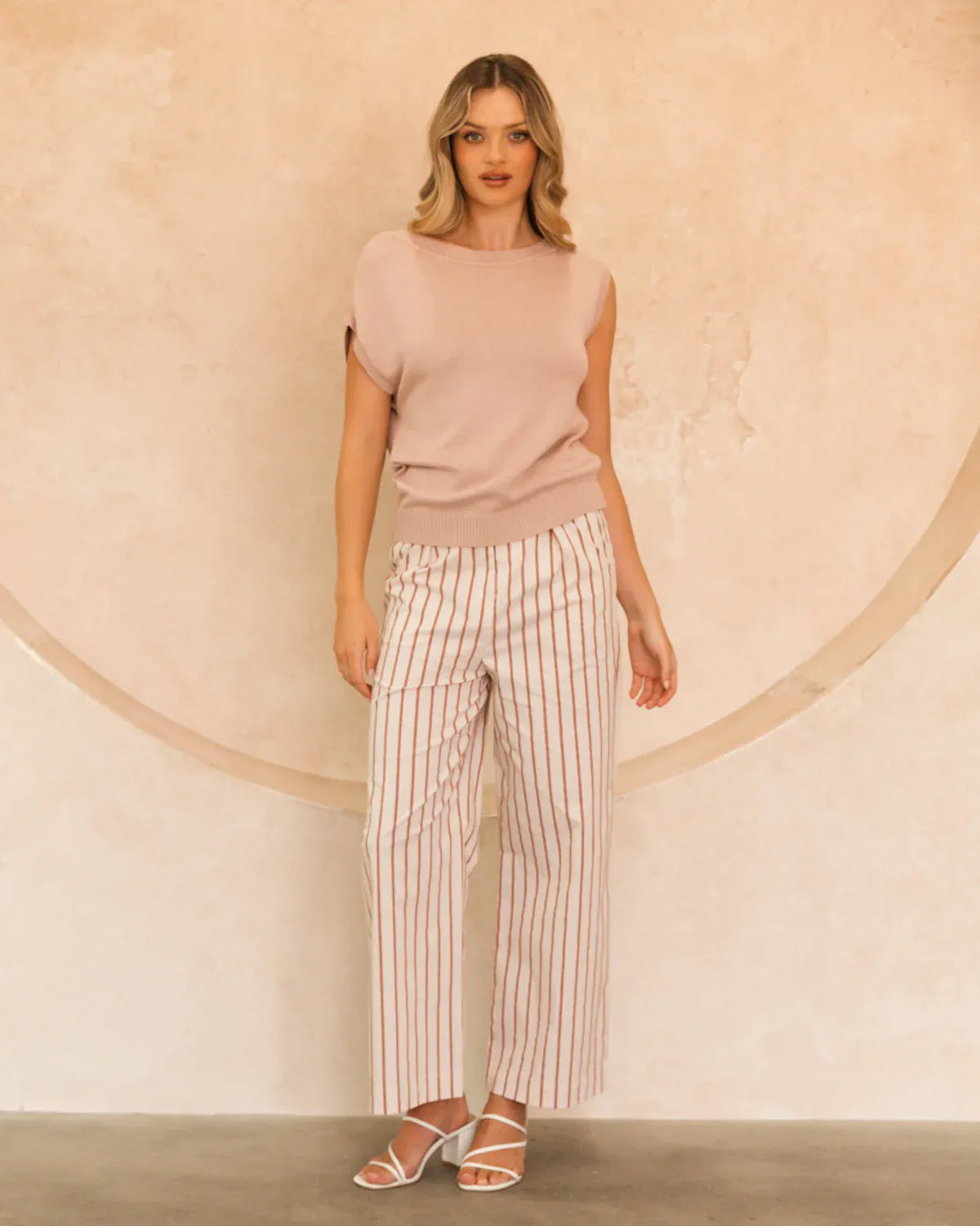 White Closet Shirts & Tops Oasis Knit - Beige