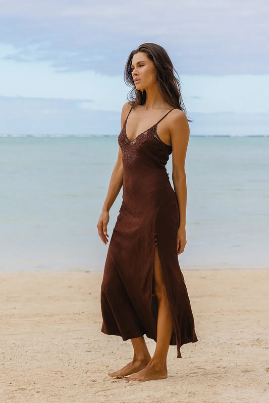 Marlo The Label Dresses Sveta Midi - Chocolate
