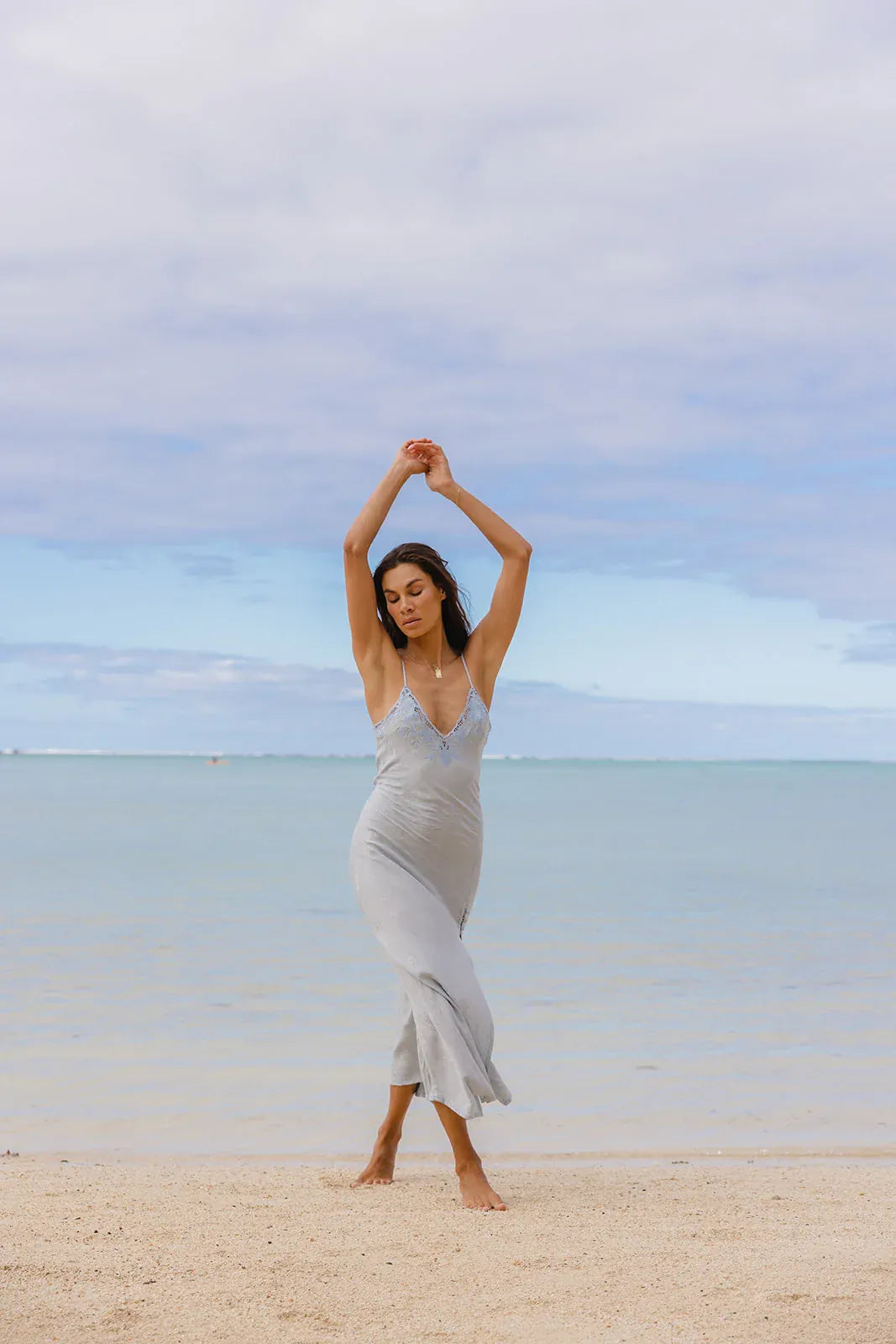 Marlo The Label Dresses Sveta Midi - Sky